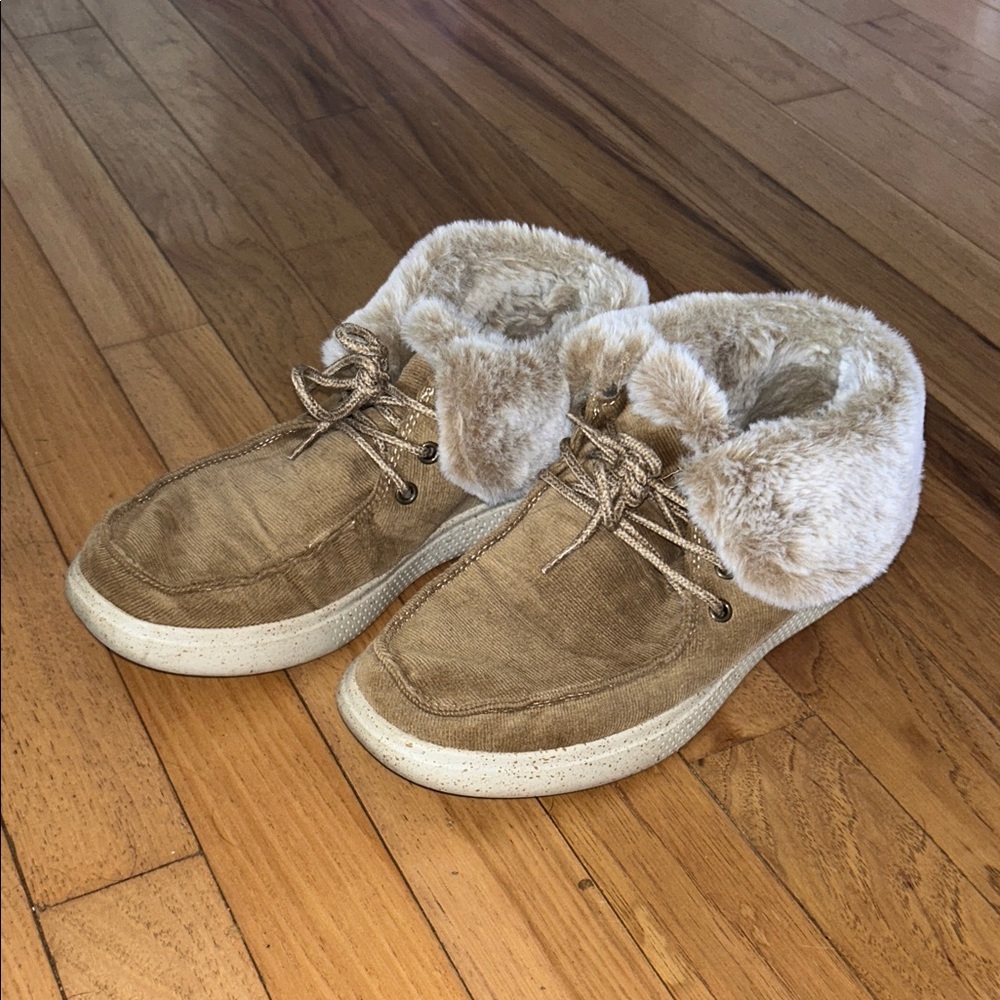 Faux Fur Lined Tan Suede Sneakers